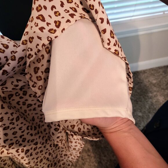 Off the Shoulder Long Sleeve Leopard ROMPER! - Picture 10 of 11